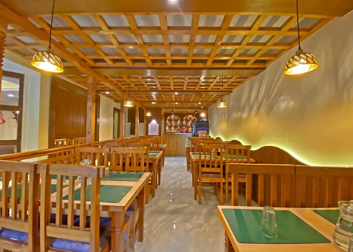 Hotelinsta Hotel