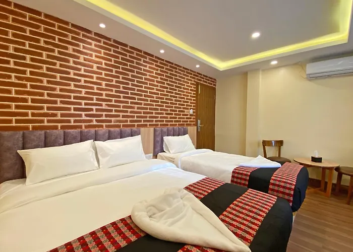 Hotelinsta Hotel