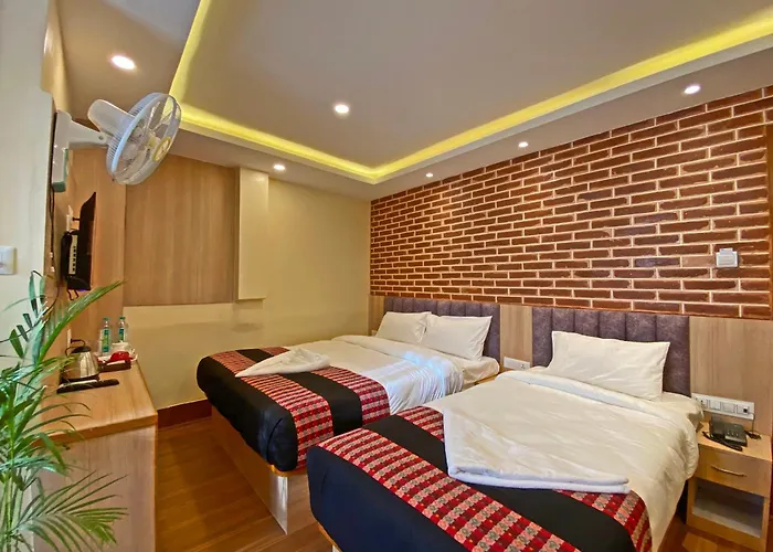 Hotelinsta Hotel